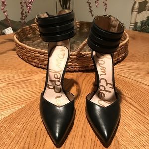 Sam Edelman Pointed Toe Heel w/ Ankle Strap